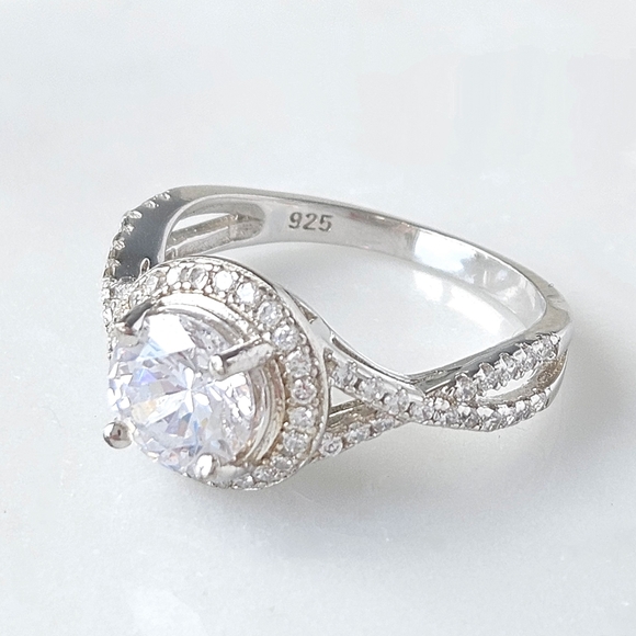 Round Halo Engagement Style Ring, 925 Sterling Silver Charmed Aroma - Picture 3 of 9